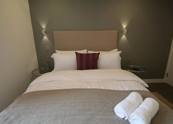 Ft5 Penthouse Rooms